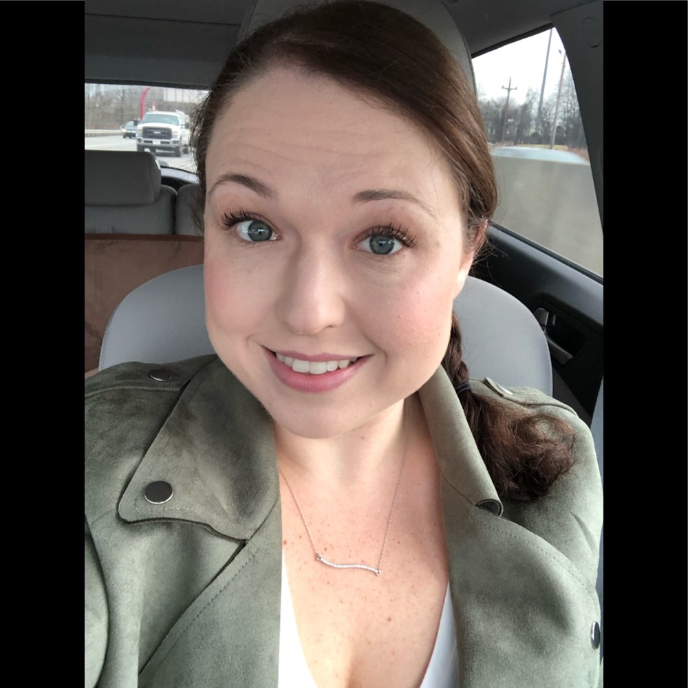 Meet your Posher, Rebecca